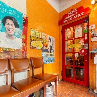 原宿駅から徒歩1分の好立地で気軽に立ち寄れる便利なアクセス