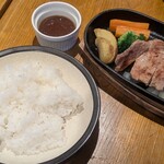 肉のくすの木 - 