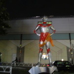 フィオッキ - 2014/11　小田急線祖師ヶ谷大蔵駅前のウルトラマン