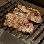 牛の達人 - 鹿児島黒牛の特上ハラミ、柔らかくてキメが細かい。