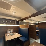 牛の達人 - 新しく落ち着いた店内です。