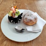 アンフュージョン - 料理写真:ハロウィンバージョンプリンとシュークリーム