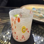 天一 - グラスも器も最高級の物に拘りがあり