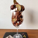 テテ - 料理写真:横からの図