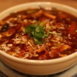 中国四川料理 駱駝 - 酸味と辛味のスープ
