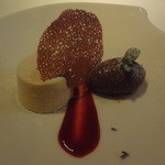 フィオッキ - 2014/11　ラベンダーのスフォルマート　チョコレートのジェラード添え