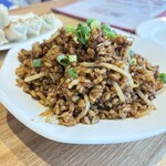 シンガポール発 小籠包と餃子の専門店 ジンホア - 