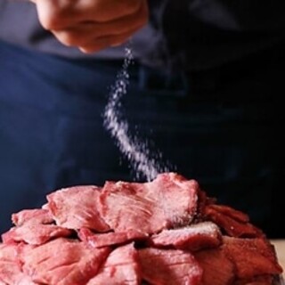 牛たん炭焼 利久_1