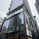牛の達人 浅草店 - 新しいビル【VORT雷門】8階です。（エントランスはカフェの脇を奥）