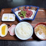 のんきばぁーば - 馬刺しのセット