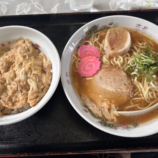 まるとみ食堂_0