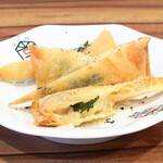 シウマイ堂 正屋 - 鶏のチーズ春巻