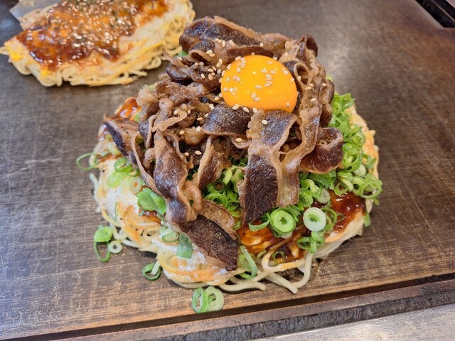 Okonomiyaki Teppanyaki Manmaru