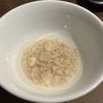 伍福軒 - 背脂は別皿でお願いしてヤキメシに投入