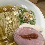 めん処 きよ洲 - 具沢山で野菜も豚と鶏のチャーシューも旨い！