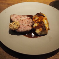 ヴィア・デル・エンメ - 三元豚 肩ロース肉のロースト 赤ワインソース