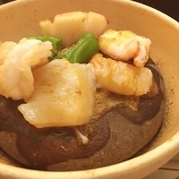 北新地 湯木 本店 - 海鮮石焼〜
                海老とホタテ♡