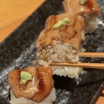 丿貫 - 煮穴子の棒寿司（900円） 