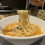 担担麺 胡 - 細麺。
