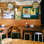 ヨコクラうどん - お店内観