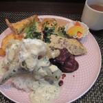 ジュイップ - エビと万願寺唐辛子のフリット ディル風味のタルタルソース1,000円