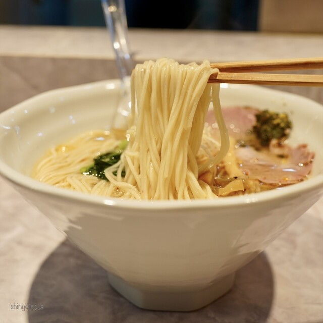 しずくページ shizuku - 早稲田 | ラーメンデータベース