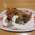 お食事処　尾の上 - いわな骨せんべい