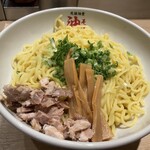 元祖油堂 東京ラーメン横丁店 - 油そば　麺特大　930円