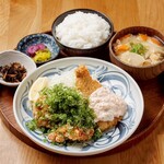 アジフライ＆唐揚げネギ盛り定食