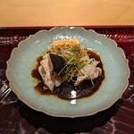 ふぐまどんな - くちばし