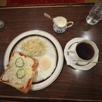 珈琲茶館 麦藁帽子 - 