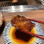 牛の達人 - 初めて食べる山椒の効いたタレがまた絶品