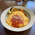 バルバルキッチンアメリ - ランチ：トマトソースのオムライス(¥1,300)