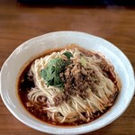 風の都 - 料理写真:山椒の香り・汁なしタンタンメン（成都担々麺）　¥1,100