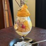 カフェ・ド・ラパン - かぼちゃのモンブランパフェ　1780円
