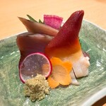 串焼き居酒屋ゴバン - お刺身2種盛り(ホッキ貝/鰹)
