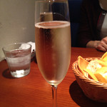 サリュー - シャンパーニュ2014-11