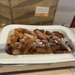 DISCOVER Cafe - チュロス、トングがミッキーマウス