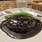 BRASSERIE LE VIN - ハンバーグ黒いデミグラスソース1,540円