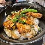 筑前屋 - 焼き鳥丼
