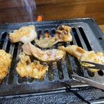 焼肉いわじ - ホルモンもさまざまな部位が入っています。