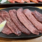 焼肉いわじ - 〈本日のオススメ〉ほほ肉