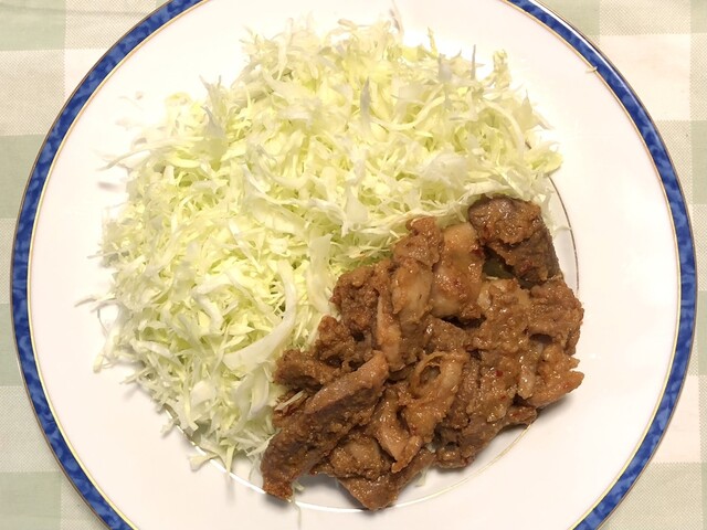 亀山精肉店 - 不動の沢（コロッケ）の写真