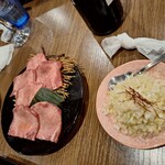 焼肉 Dining&Bar ハチハチ - 