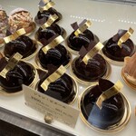 一夜城 ヨロイヅカ・ファーム - ジャン・ピエール