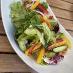 レ クアトロ スタジオーニ - もりもりのサラダ