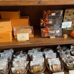 一夜城 ヨロイヅカ・ファーム - マドレーヌ