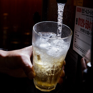 爽快な強炭酸ハイボール、元バーテンダーが手がけるカクテルも