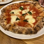 ピッツェリア テルツォ オケイ - ピザ①