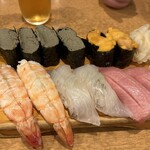 くるま寿し - かにみそ、うに、えび、ヒラメ、大トロ